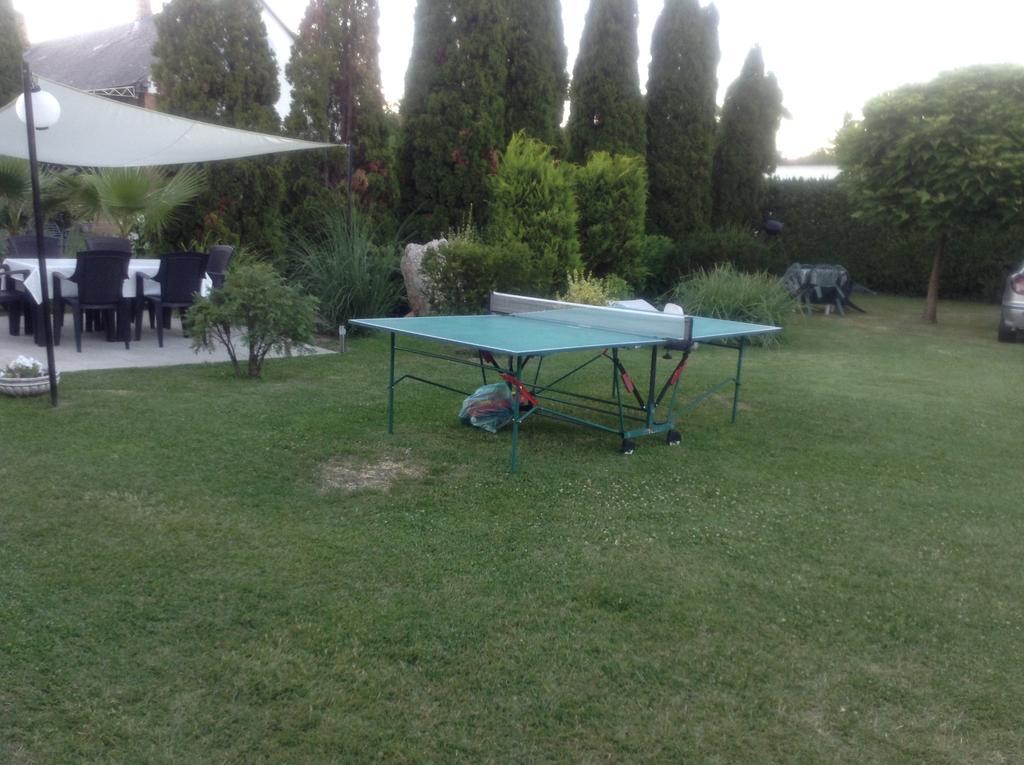 Oeroekzoeld Apartmanok Balatonfenyves Εξωτερικό φωτογραφία